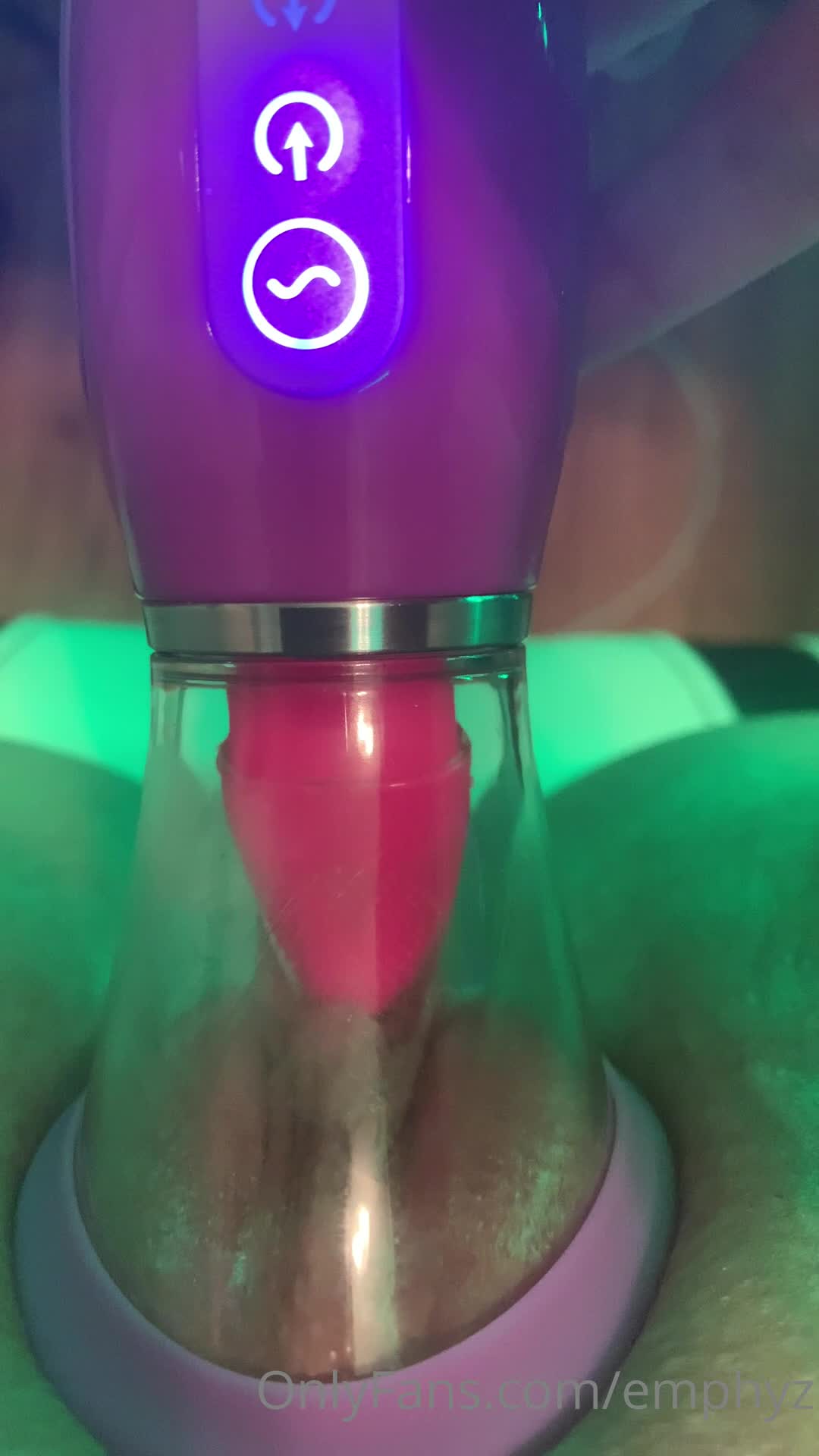 Video 940318 from Emphyz