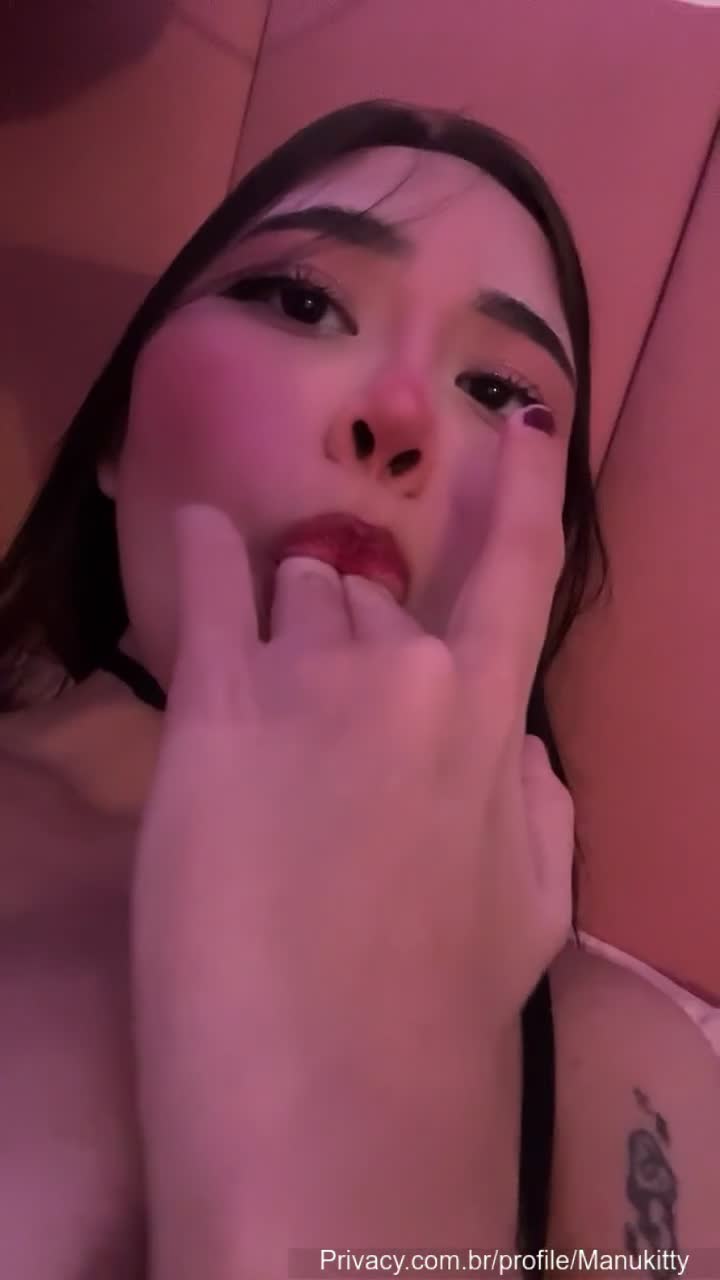 Video 941218 from manukitty / _manug2