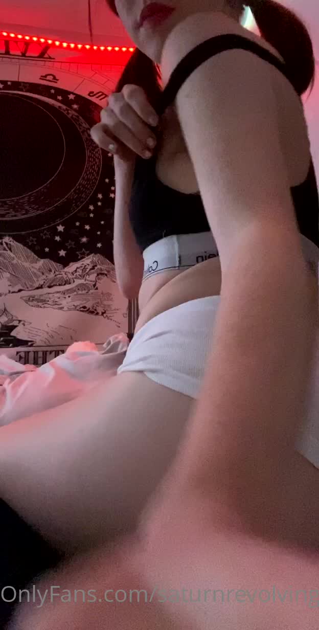 Video 943221 from Saturnrevolving / sydney ok (vine)