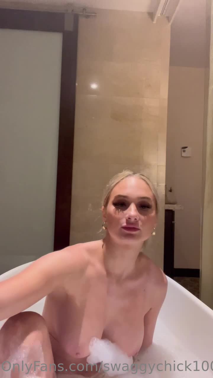 Video 944466 from Swaggychick1 / Maddie Davenport / Madsss / Mliv1999