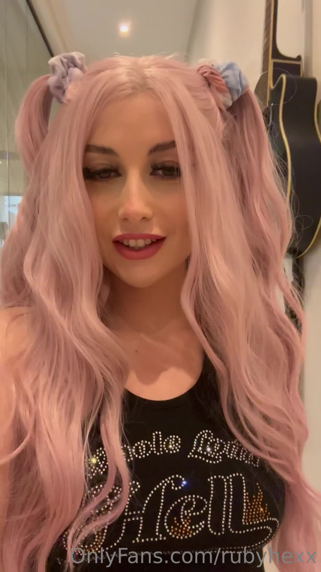 Video 945100 from Ruby Hexx | hexx_girl