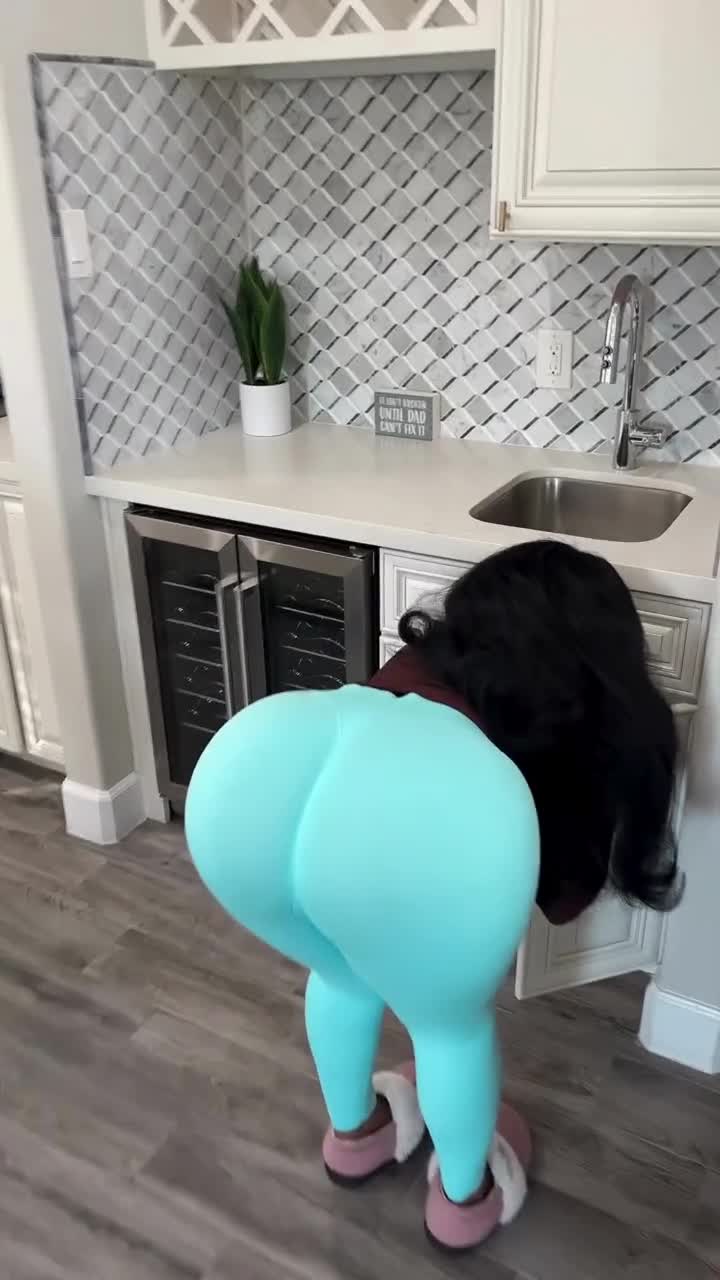 Video 947453 from kttyverse / kttiemilk