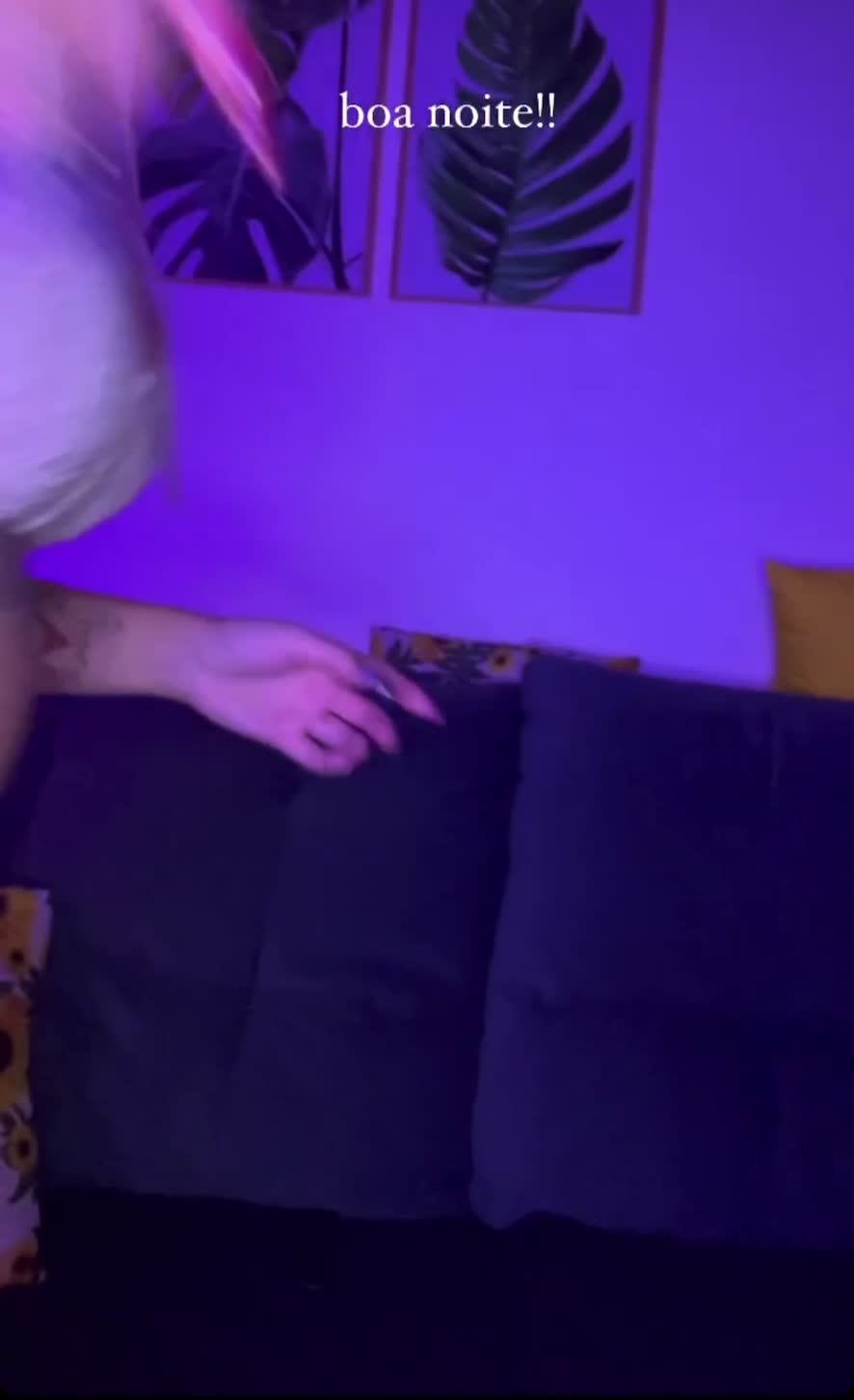 Video 948046 from Stef @mwndstef