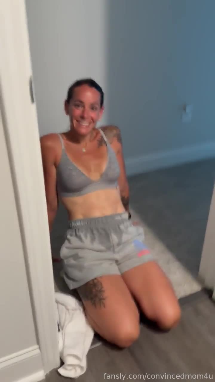 Video 949606 from Convincedmom4u