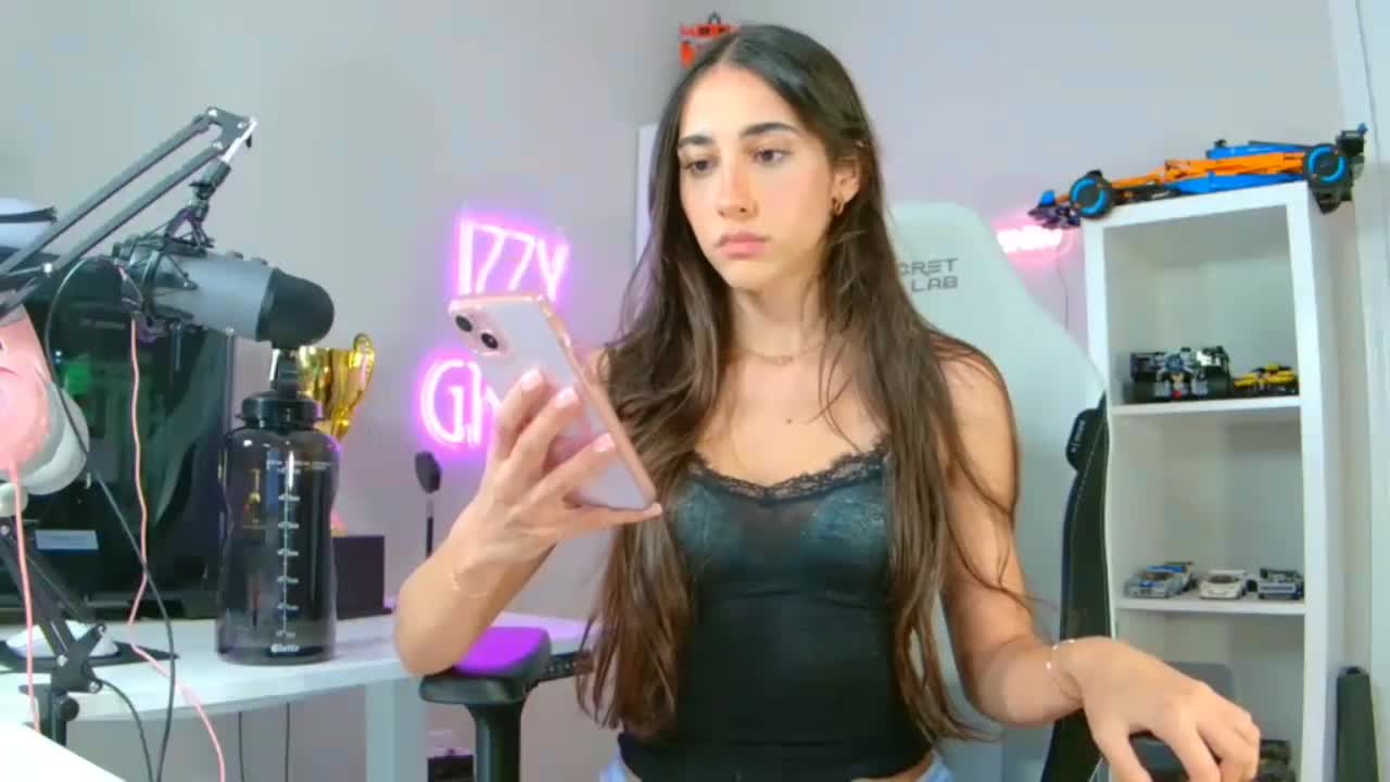 Video 954533 from Izzy Green | Lazybutnotwithyou
