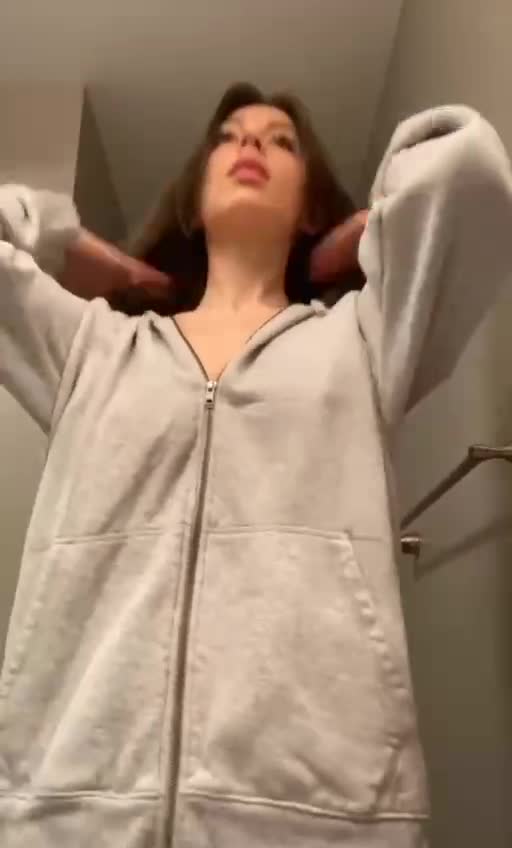 Video 955634 from noemiexlili / noemie.lili / cinnannoe
