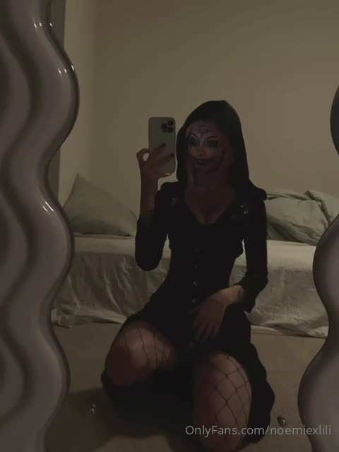 Video 955725 from noemiexlili / noemie.lili / cinnannoe