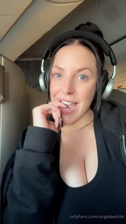Video 968495 from Angela White