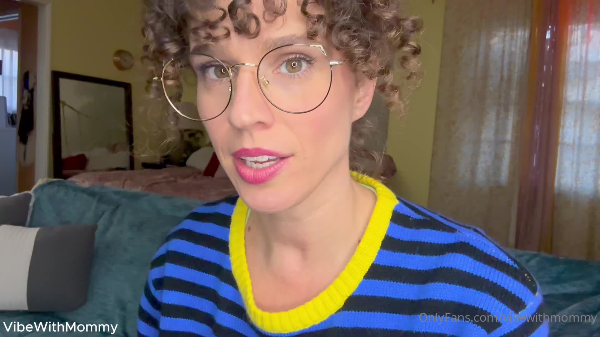 Video 969274 from VibeWithMommy