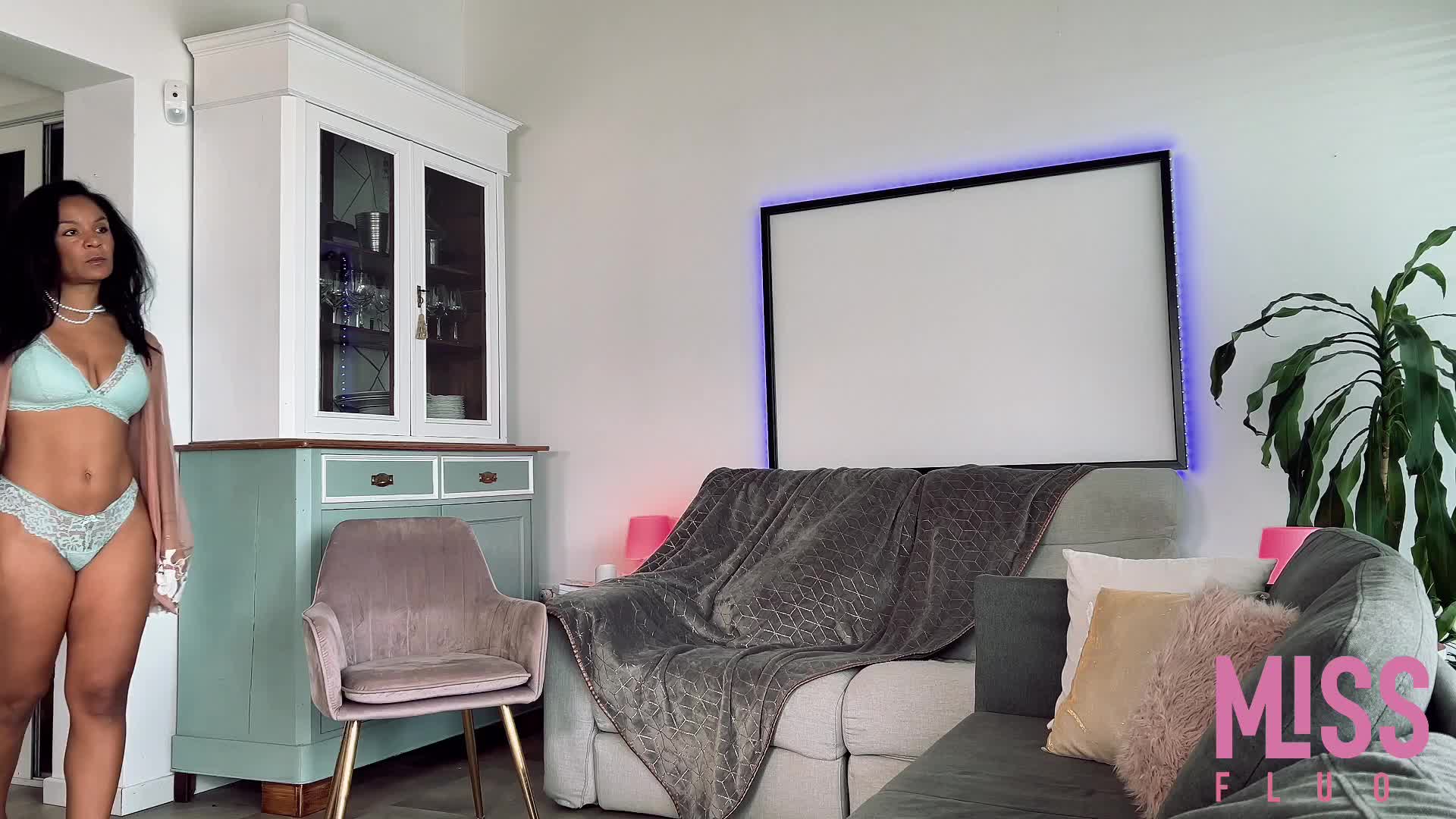 Video 987374 from Missfluo