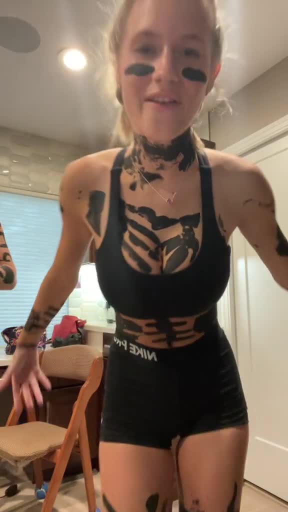 Video 1019582 from Bizzy Dalechek