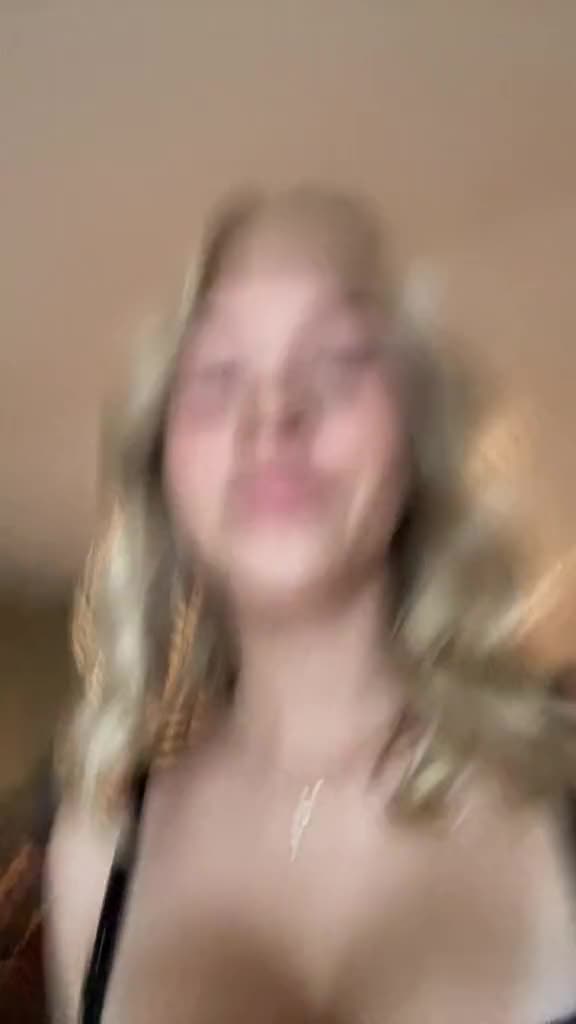 Video 1019586 from Bizzy Dalechek