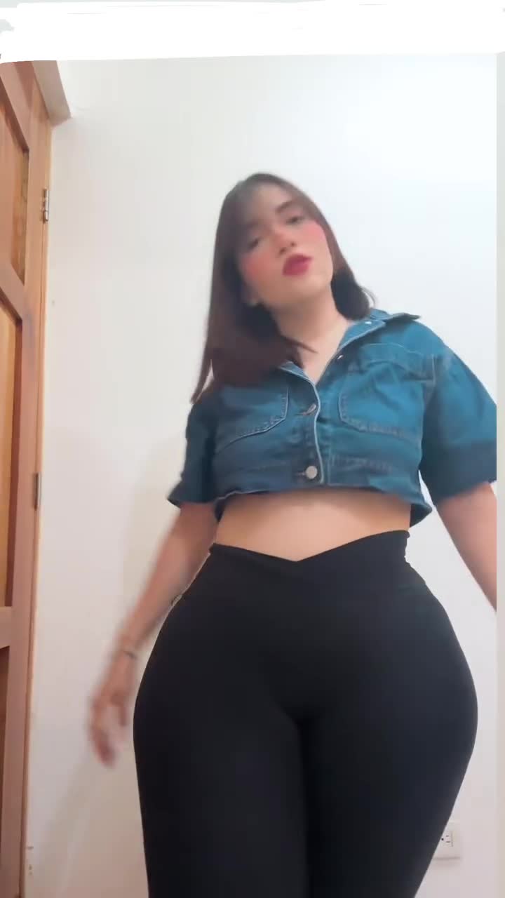 Video 1019637 from Valeria Alcalá