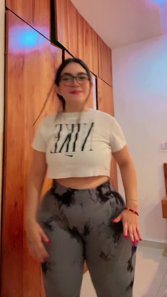 Video 1019638 from Valeria Alcalá