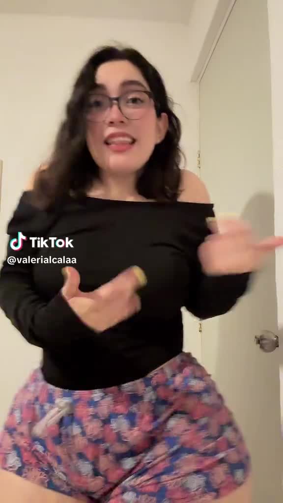 Video 1019700 from Valeria Alcalá