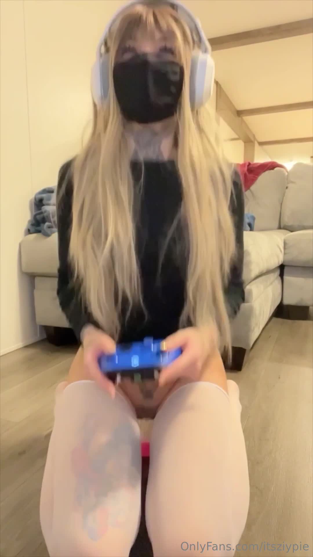Video 1020743 from Zieypie Ziypie