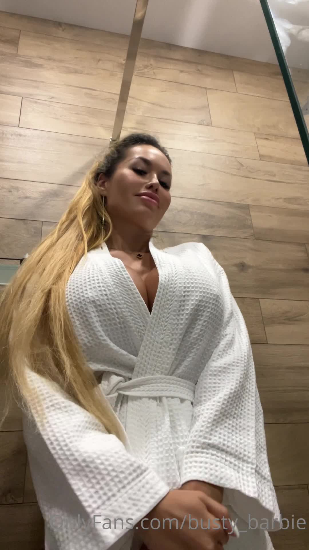 Video 1020889 from katebigboobs