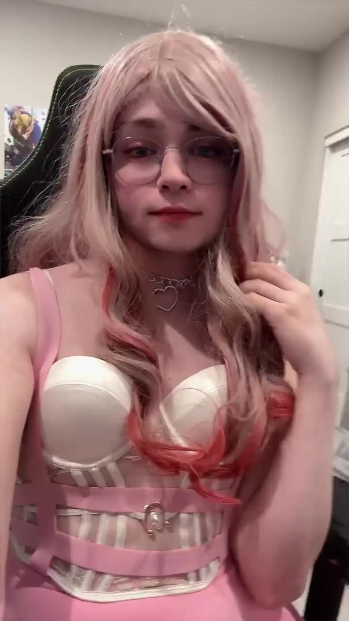 Video 1021618 from Sneaky