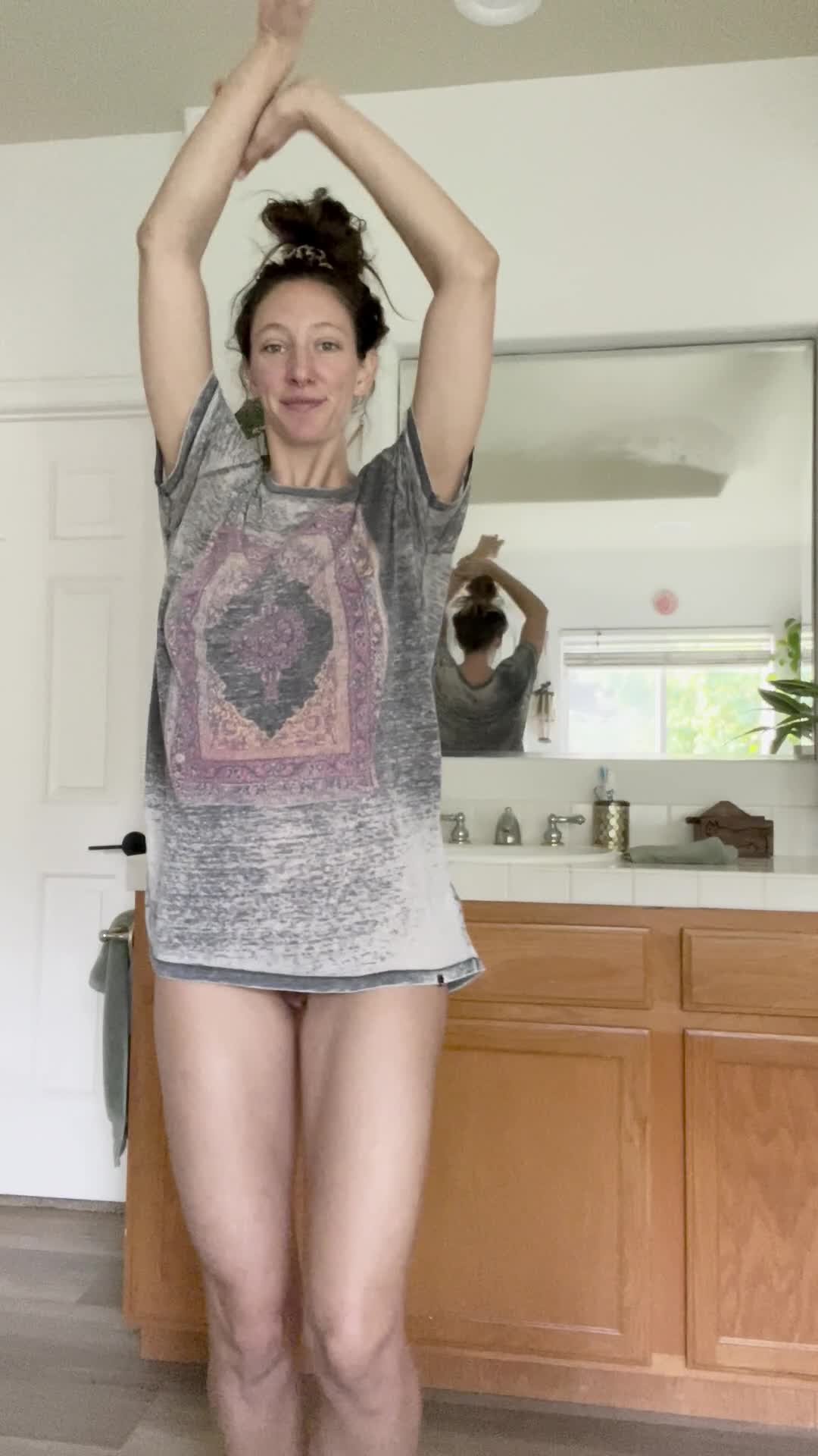 Video 1022517 from Naked Bakers