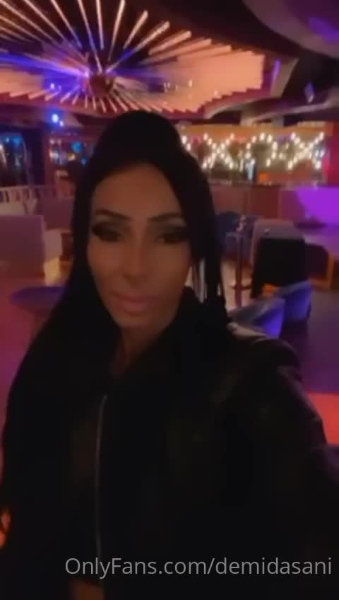 Video 1022938 from DEMI DASANI