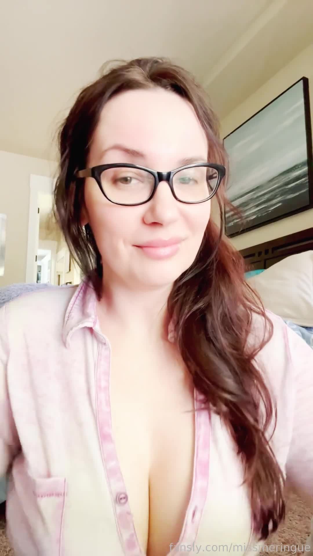 Video 1023086 from Miss-Meringue