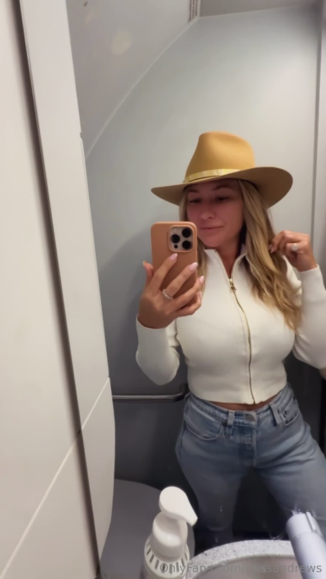 Video 1024416 from Amy Leigh Andrews