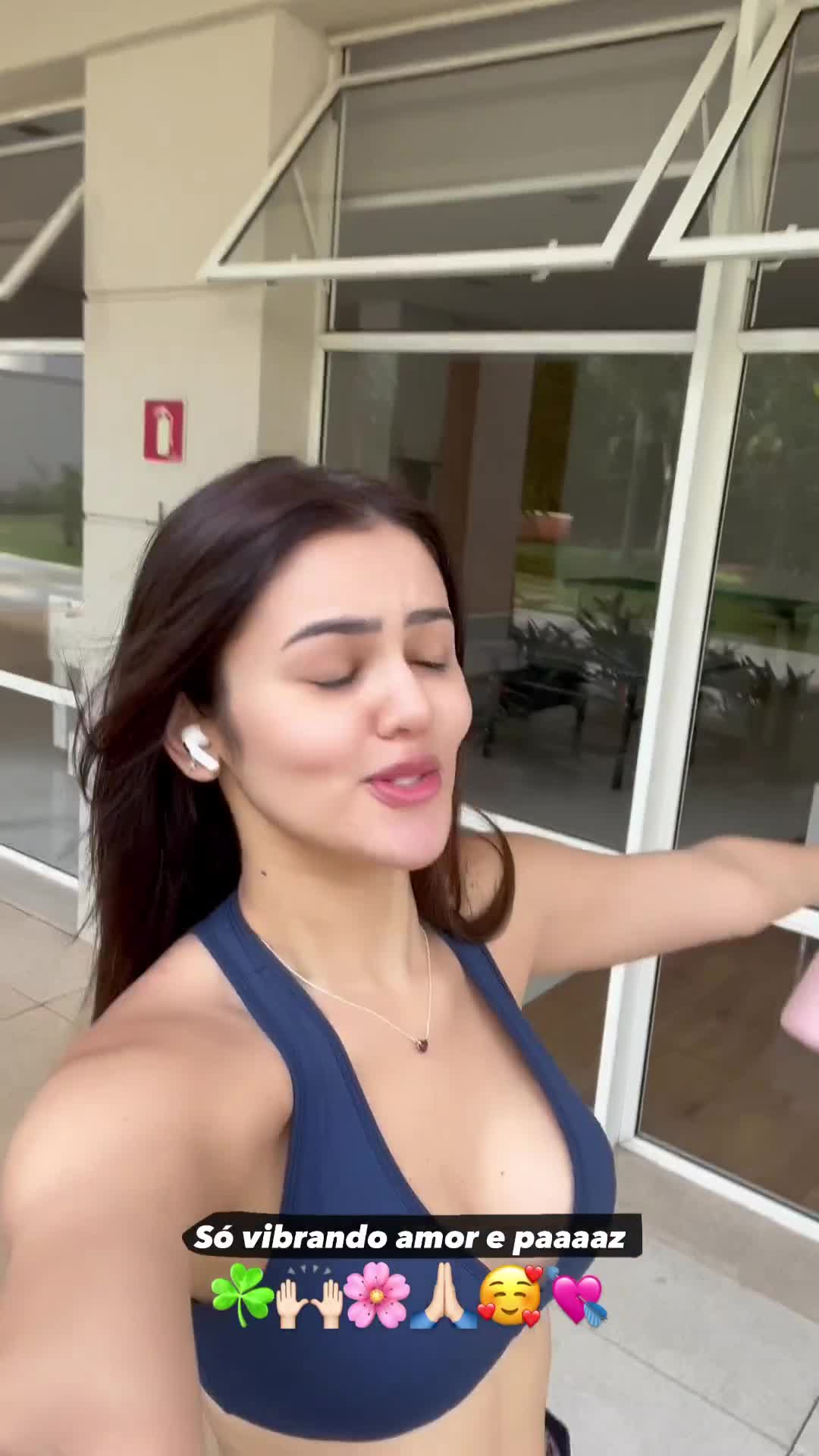 Video 1024959 from Eslovênia Marques (ex-BBB)