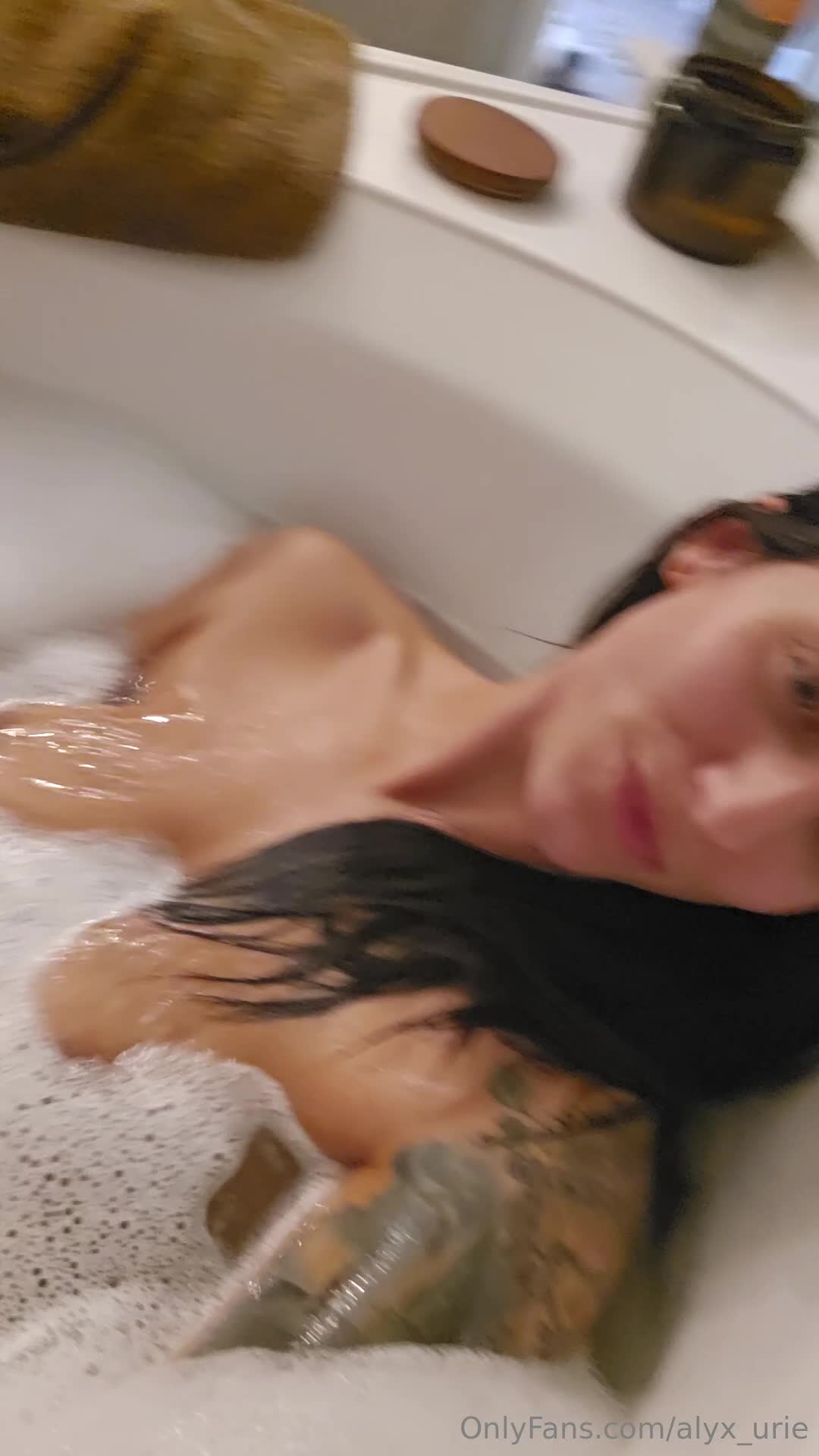 Video 1025250 from Alyx Urie | HoustonHotwife | backshotbarbie96