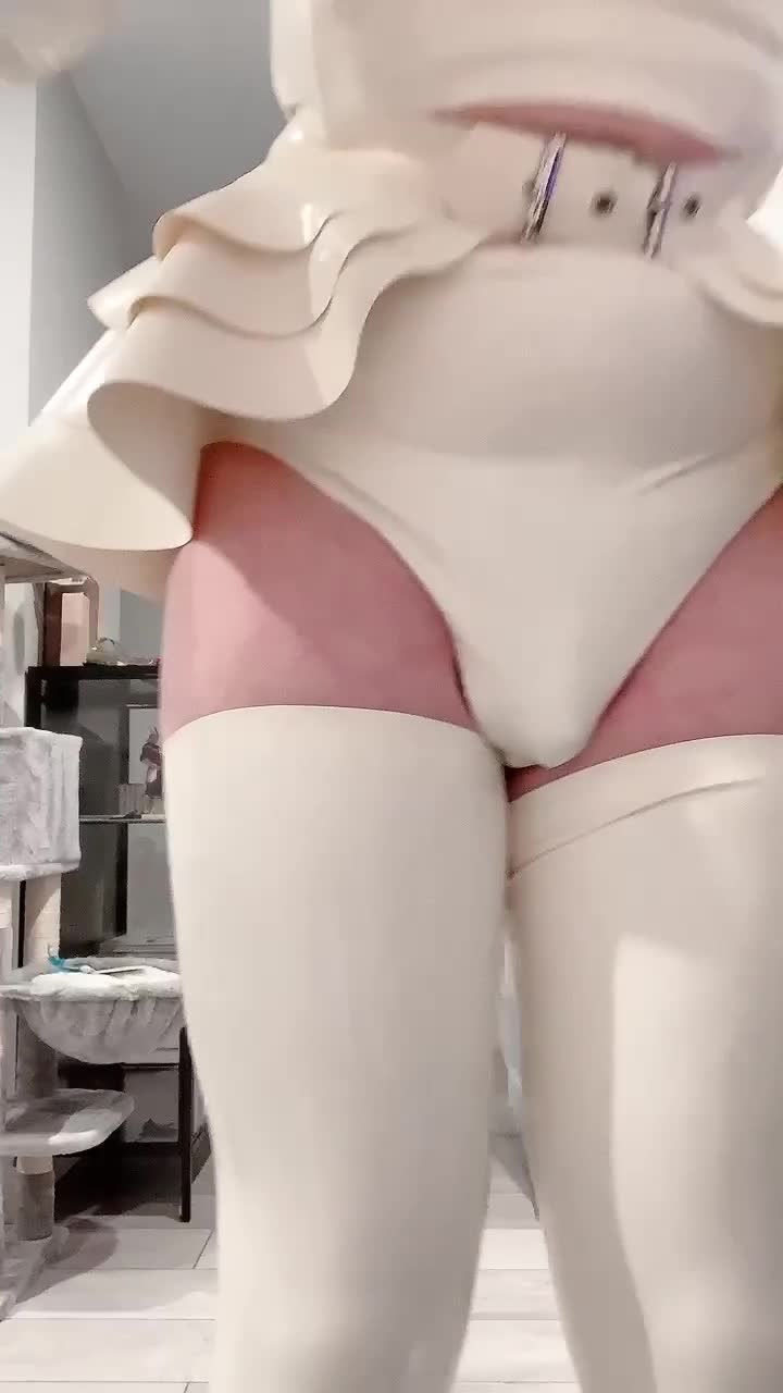 Video 1027833 from Sneaky