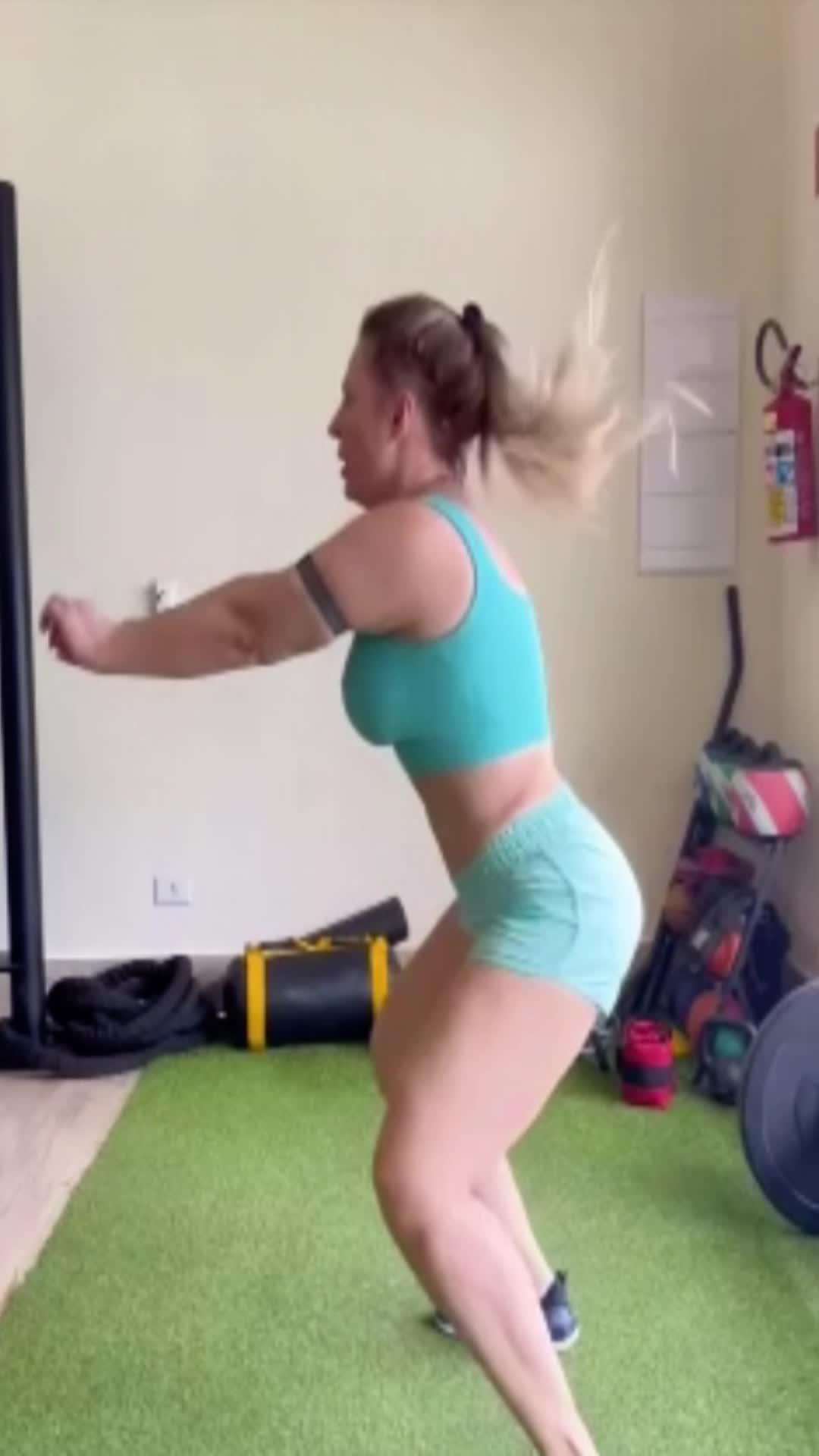 Video 1028106 from Joice Hasselmann