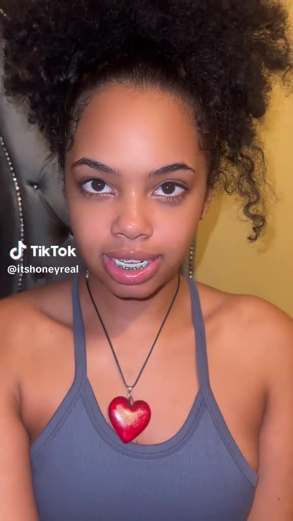 Video 1031846 from Mearathedoll / itshoneyreal