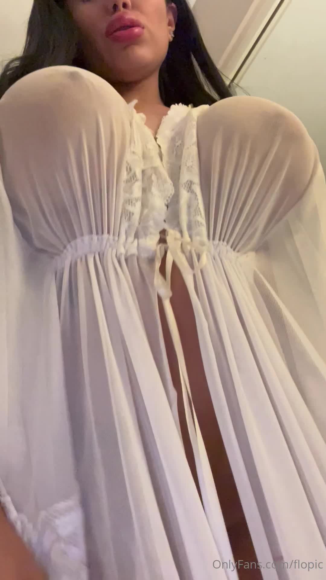 Video 1033881 from Maria Florencia Chilo