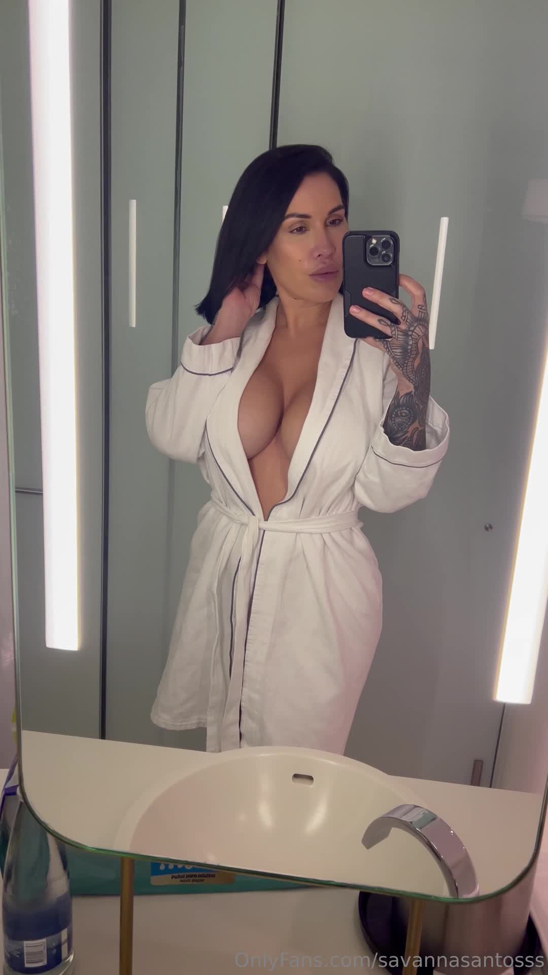 Video 1034627 from Savanna Santos / queen_rehm