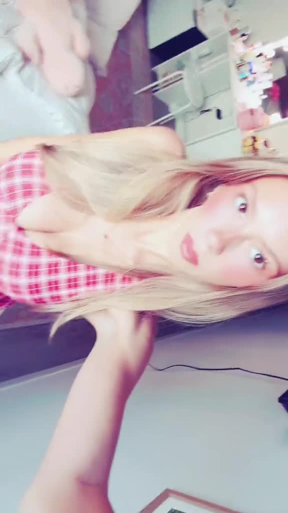 Video 1035203 from Mia Steele - miagsteele