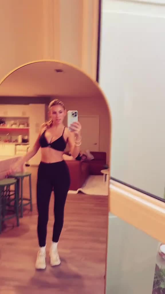 Video 1035236 from Mia Steele - miagsteele