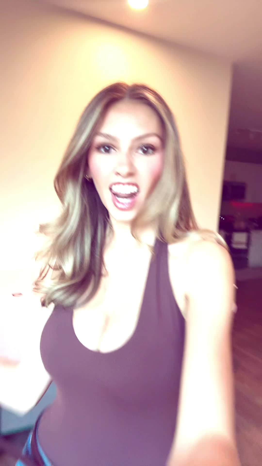 Video 1035265 from Mia Steele - miagsteele