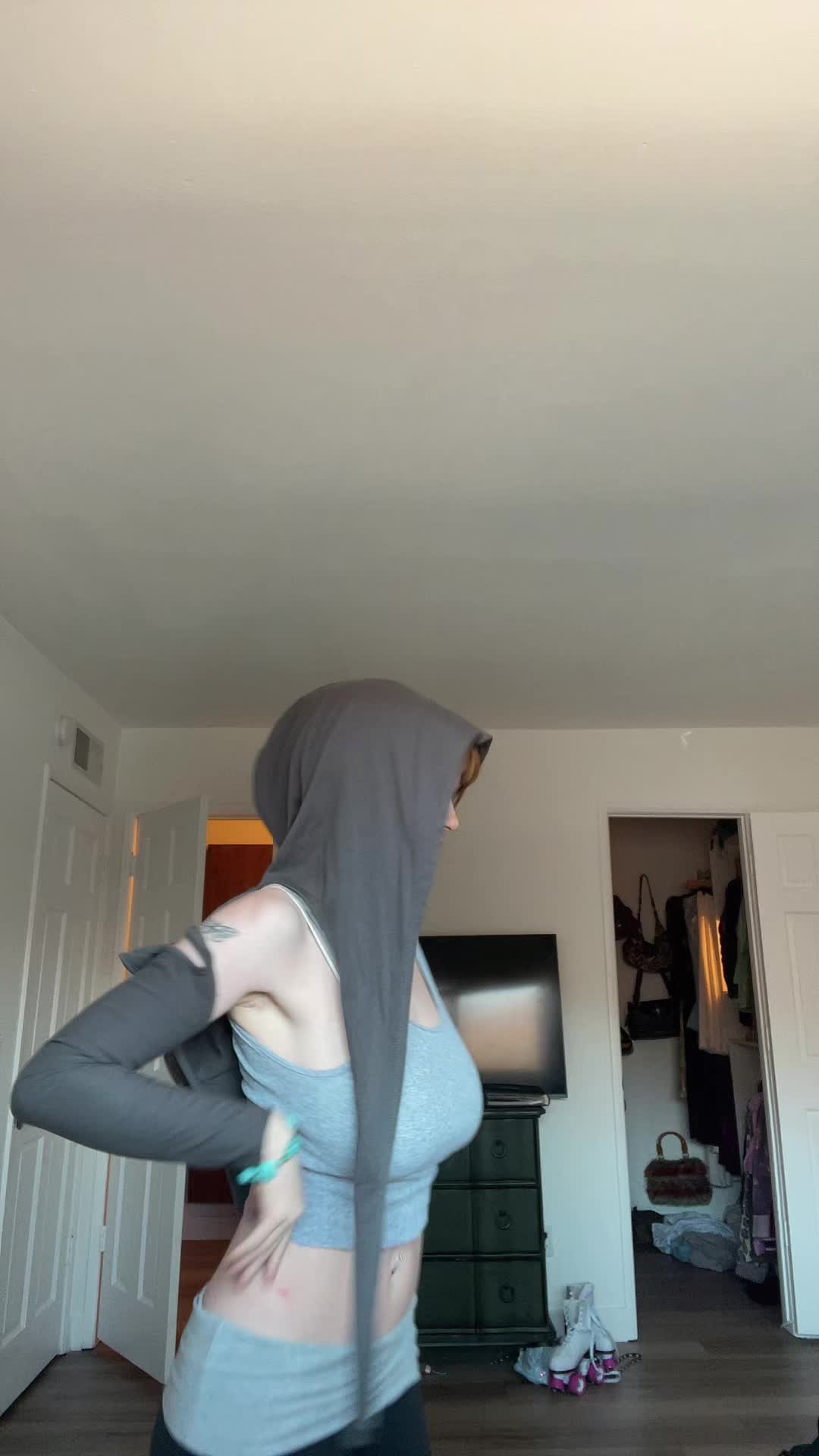 Video 1035837 from Hannah Mccloud