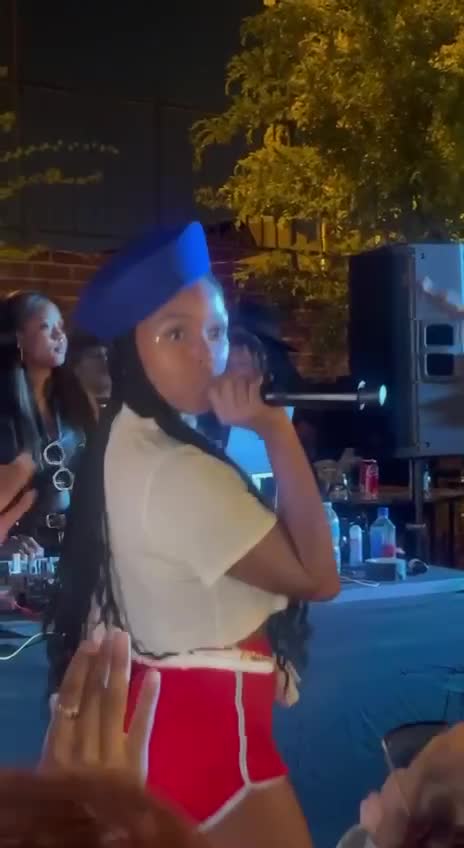 Video 1035881 from Janelle “Jane” Monáe