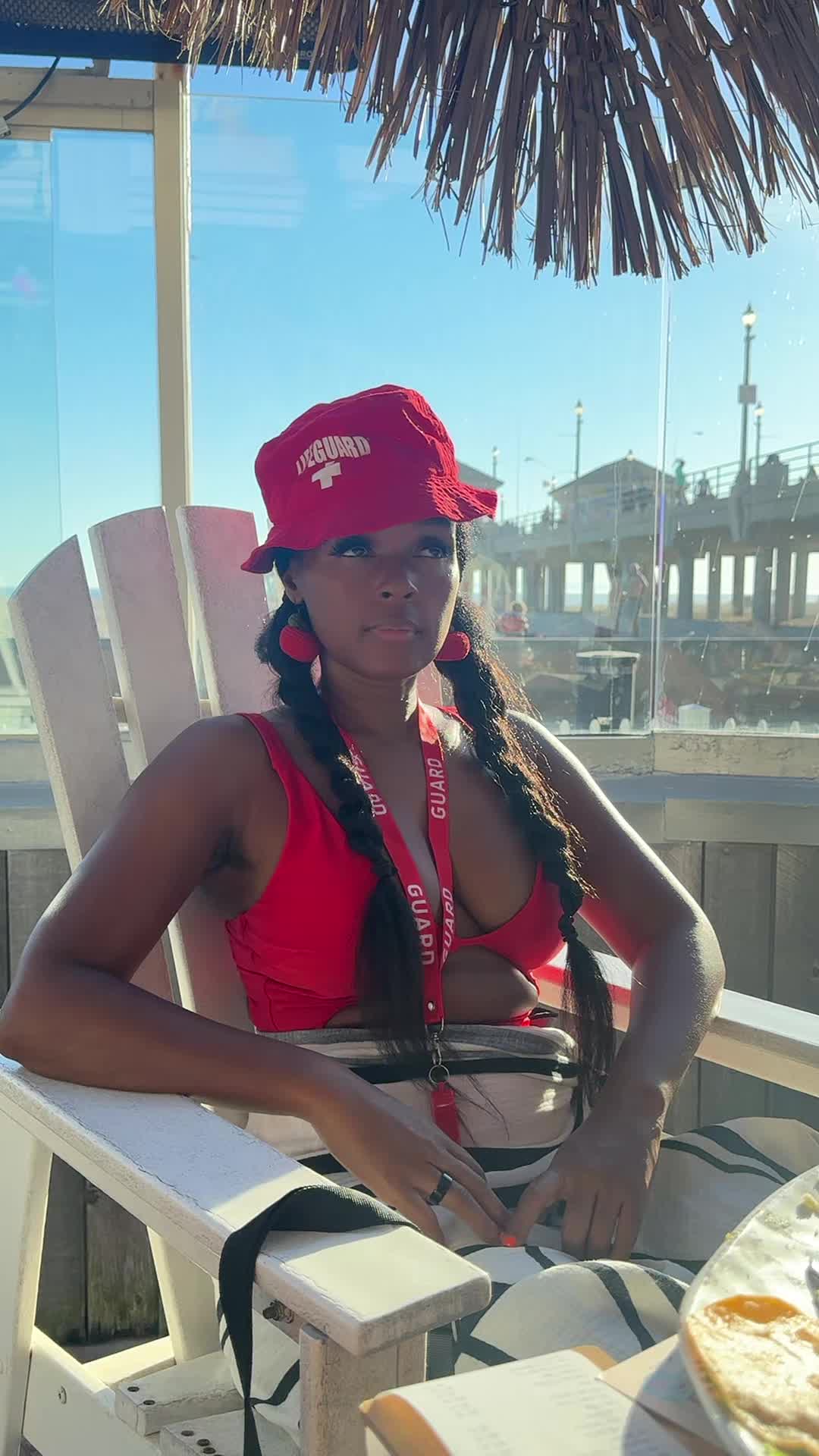 Video 1035902 from Janelle “Jane” Monáe