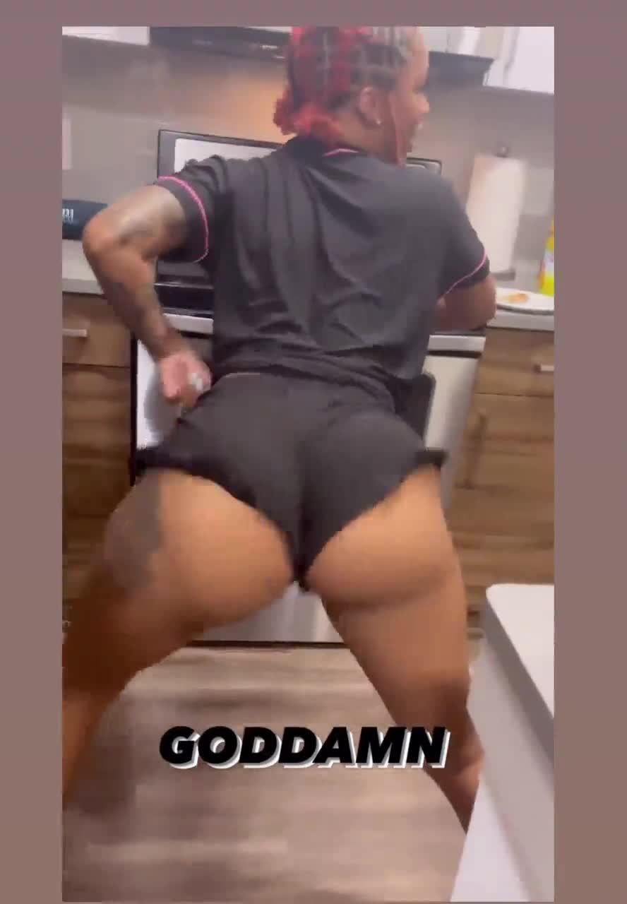 Video 1036535 from Official_liyahhh / missnaturalbby / thepollygirls