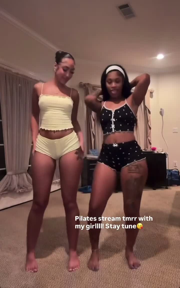 Video 1036573 from Official_liyahhh / missnaturalbby / thepollygirls