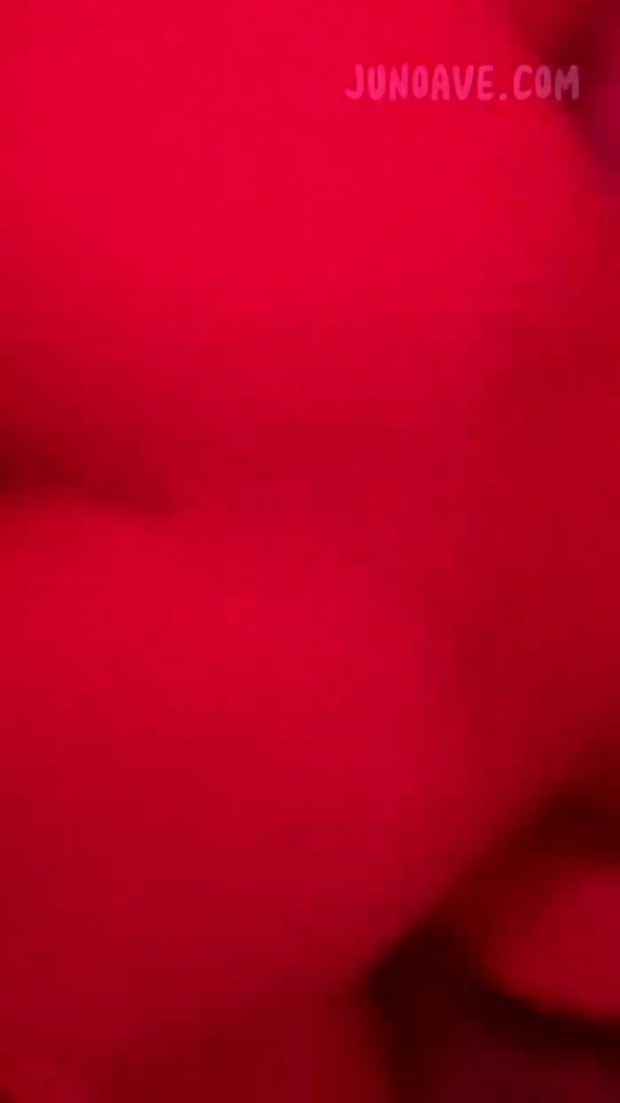 Video 1036967 from Junoave