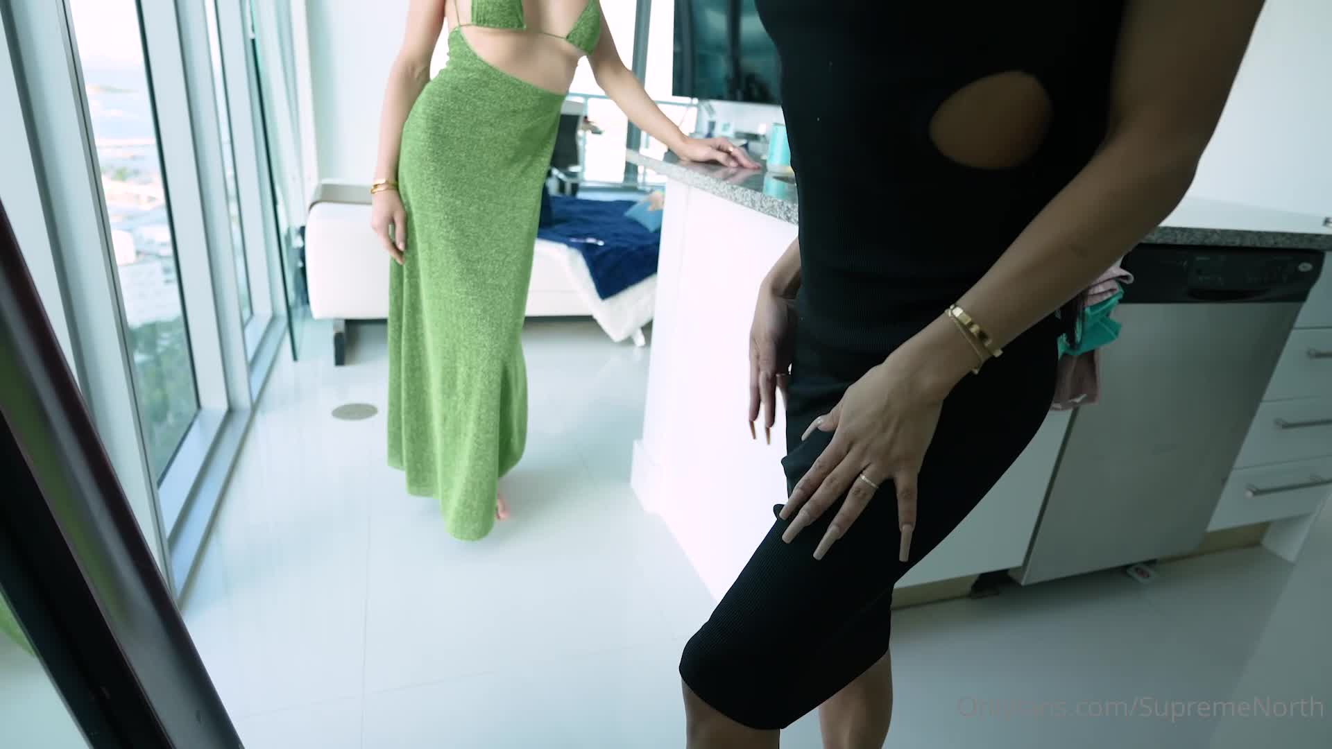 Video 1039160 from Supreme North