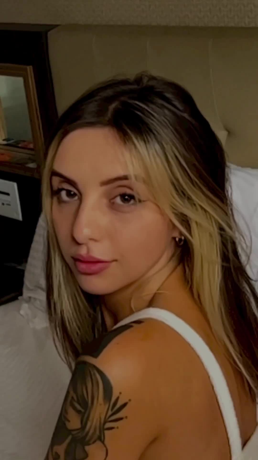 Video 1039438 from Brubuxi | Brubu