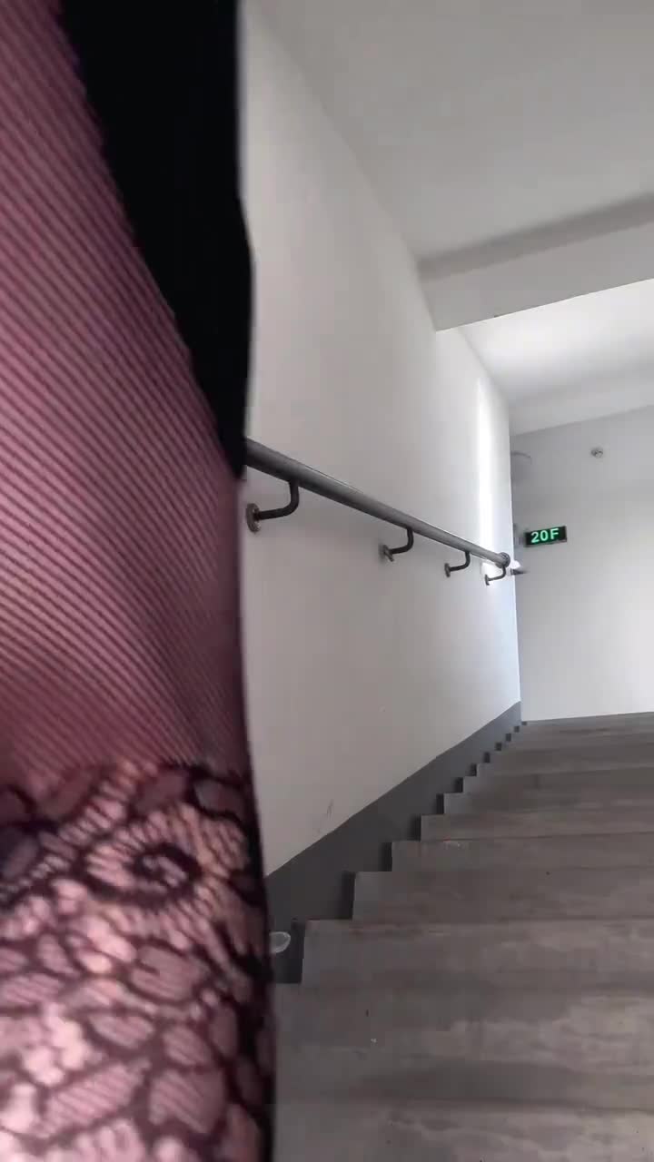 Video 1040677 from QingNingJiang | maomijiang