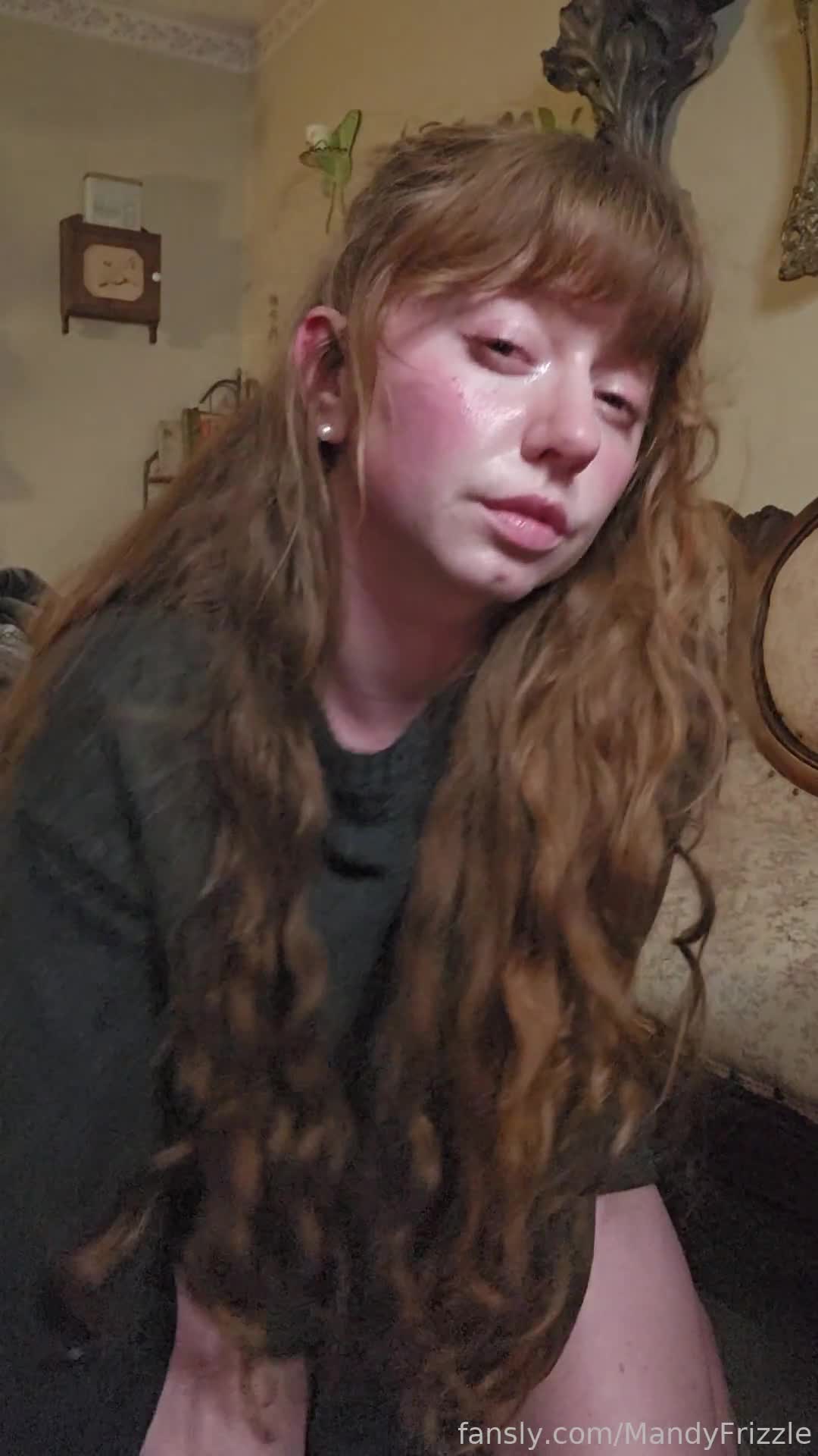 Video 1041235 from MandyFrizzle / SandyFrizzle