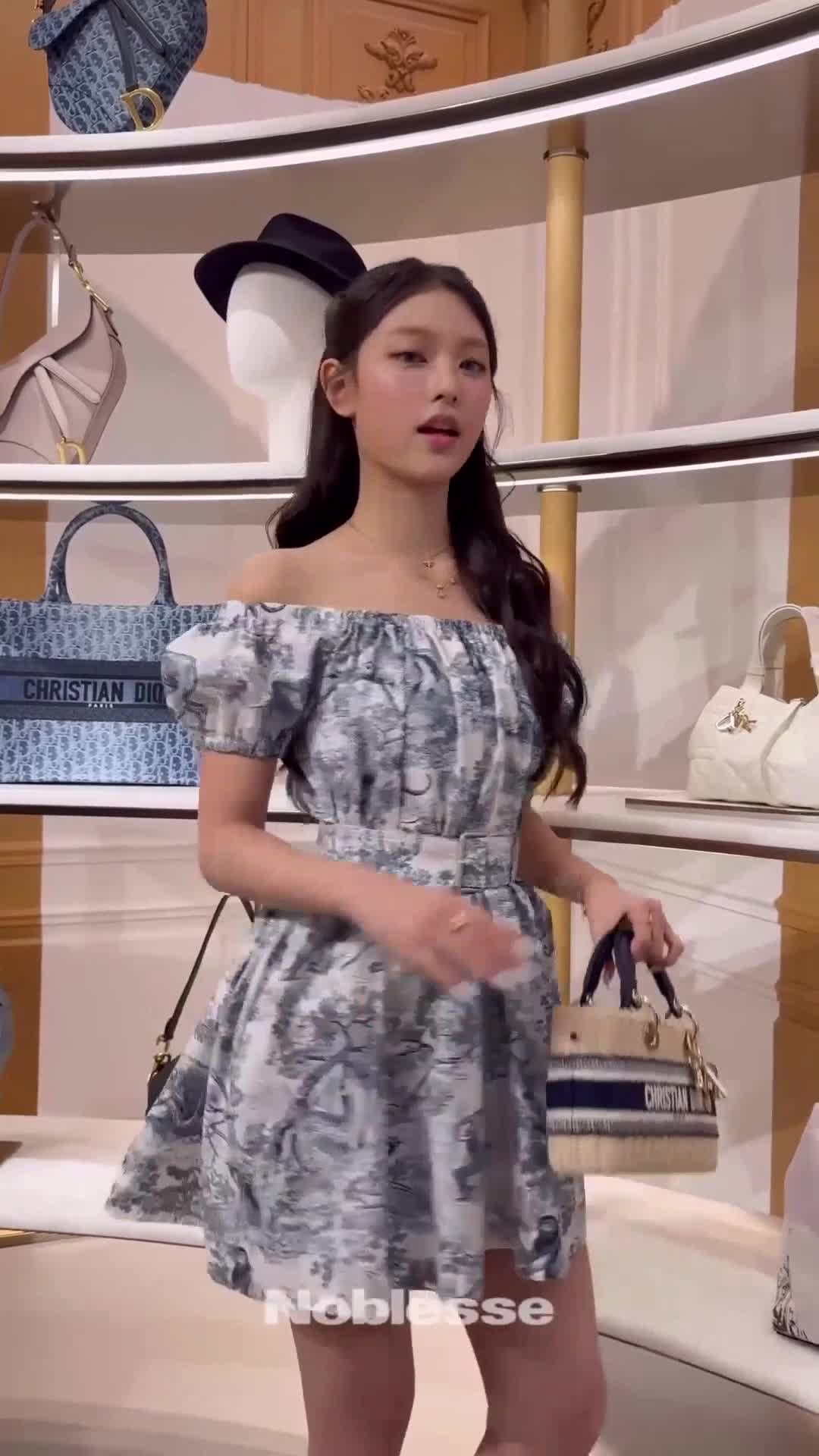 Video 1043520 from Haerin / NewJeans