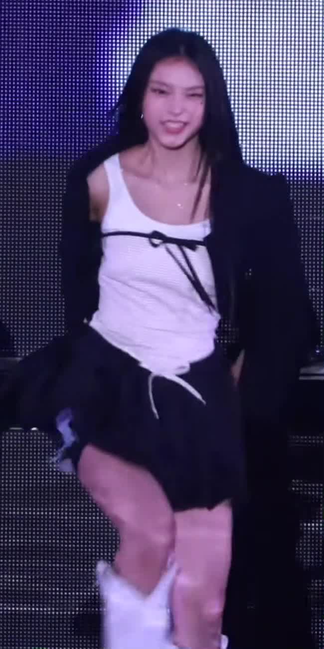 Video 1043528 from Haerin / NewJeans