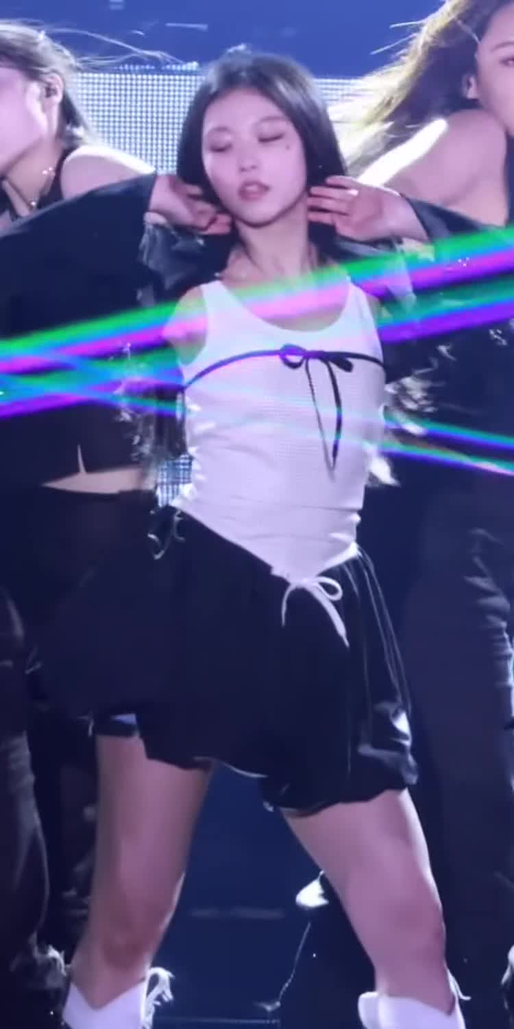 Video 1043707 from Haerin / NewJeans