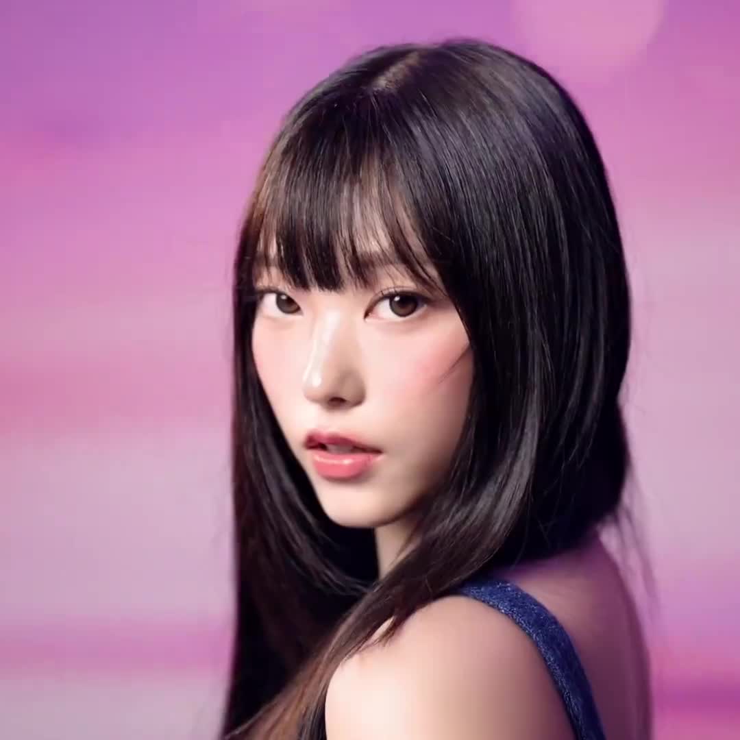 Video 1043711 from Haerin / NewJeans